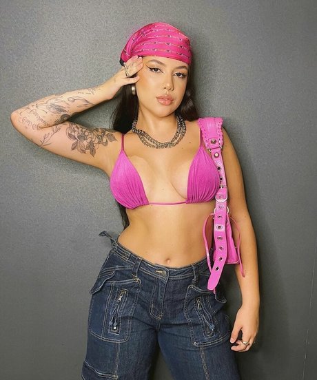 Luiza Parente スター 裸 写真