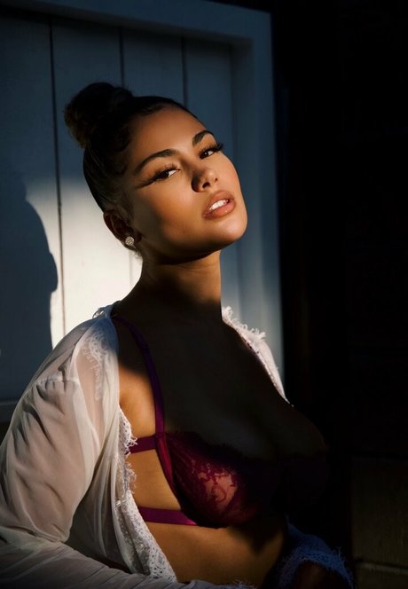 jaderamey ポルノ女優 写真