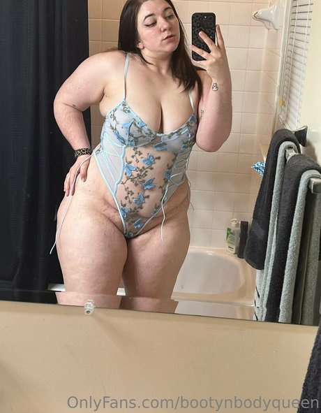 bootynbodyqueen ポルノモデル ギャラリー