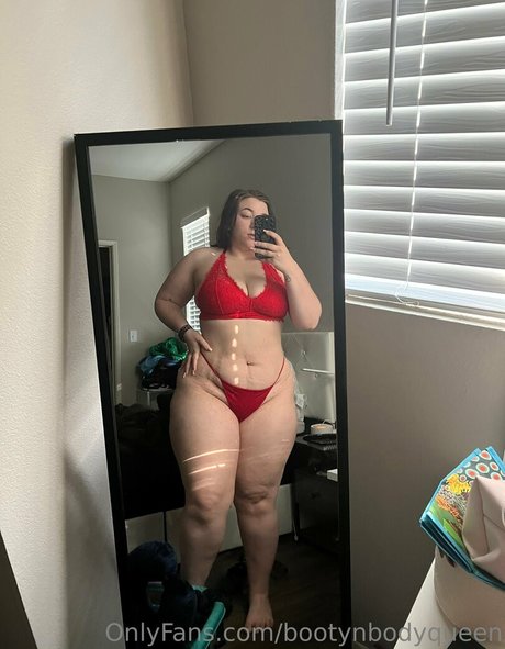 bootynbodyqueen ポルノ女優 ギャラリー