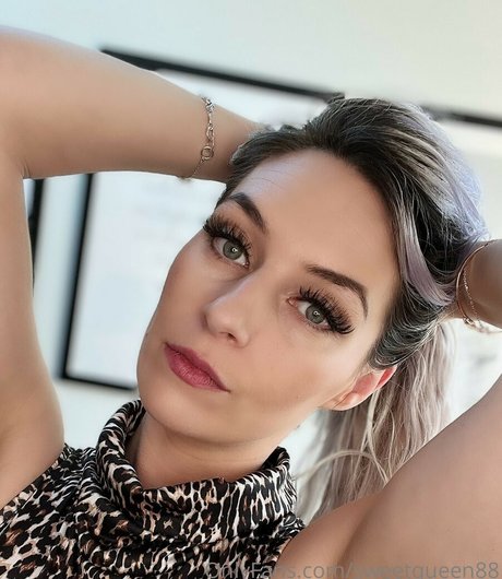 sweetqueen88 トップポルノスター 写真