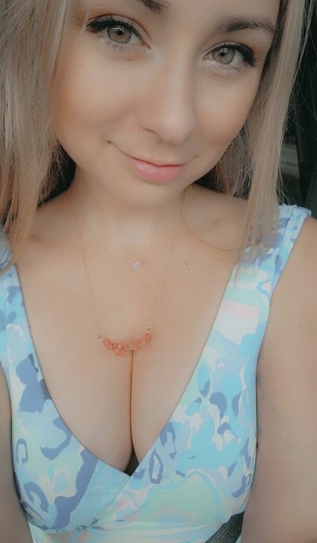 BellaAndersin XXXモデル 画像