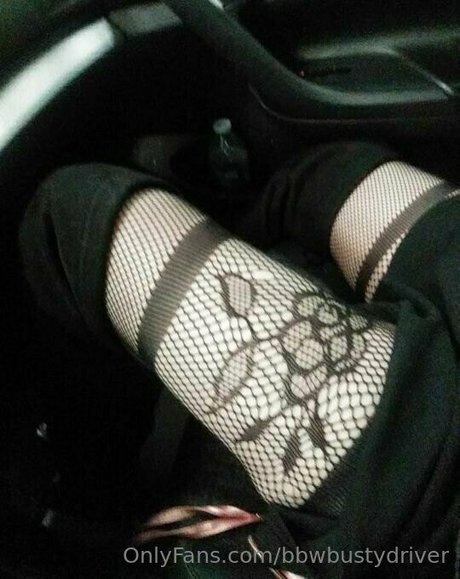 bbwbustydriver トップモデル 画像