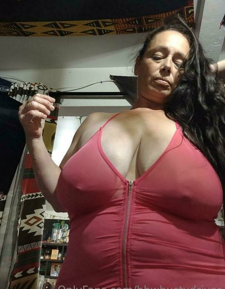 bbwbustydriver 素敵なポルノスター ギャラリー