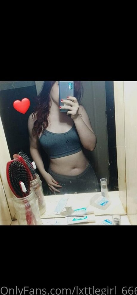 lxttlegirl 666 アダルトモデル 写真