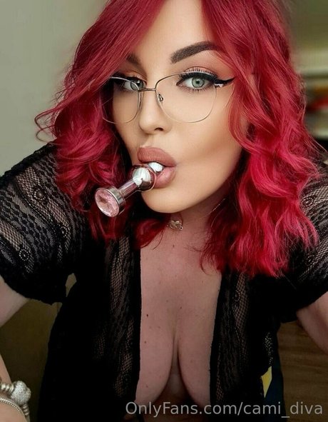 cami diva ポルノスター エロティック 写真