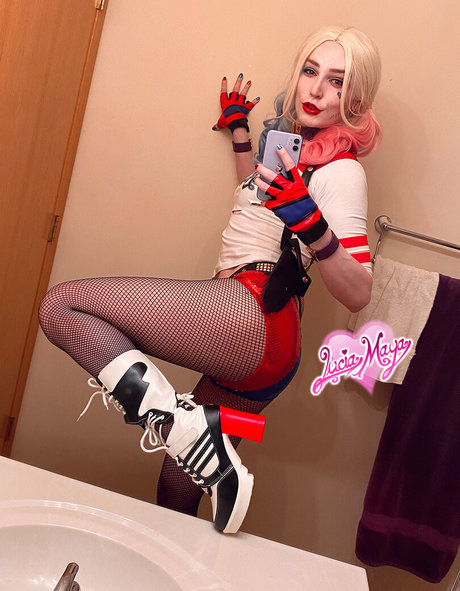 Lucia Maya ヌードモデル 写真