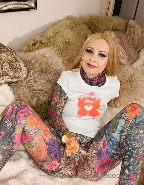 Tattoobutterfly HDスター 写真