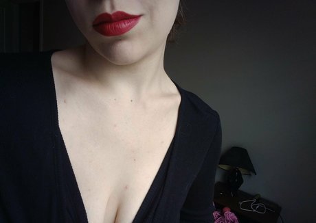 kenziemonroe セクシーモデル 画像