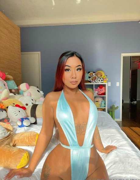 Nicolenguyen ホットなスター アーカイブ