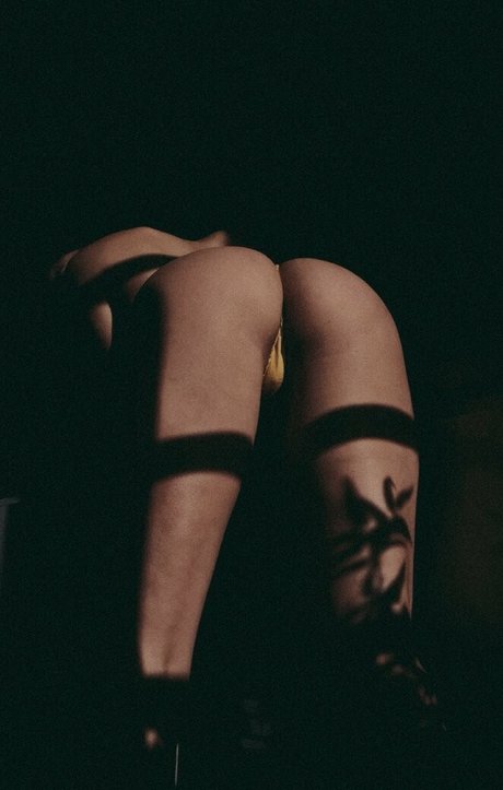 英国のティーンオンリーファン セクシーxxx 写真