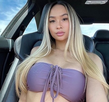 Ivee Nguyen HD女優 ギャラリー