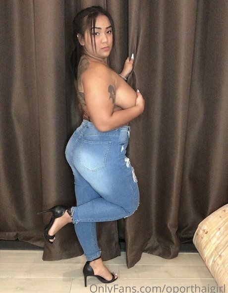 oporthaigirl エロティック女優 写真
