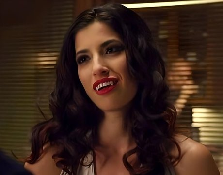 Tania Raymonde 最高のモデル ギャラリー
