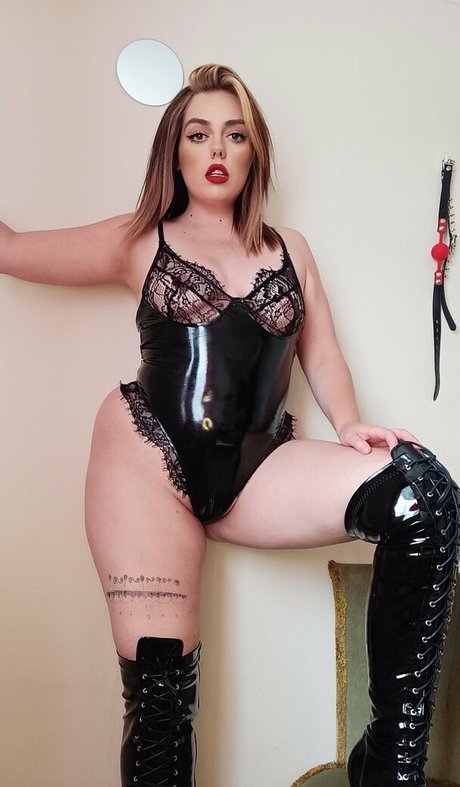 mistressmasterchandler 美しいスター 画像