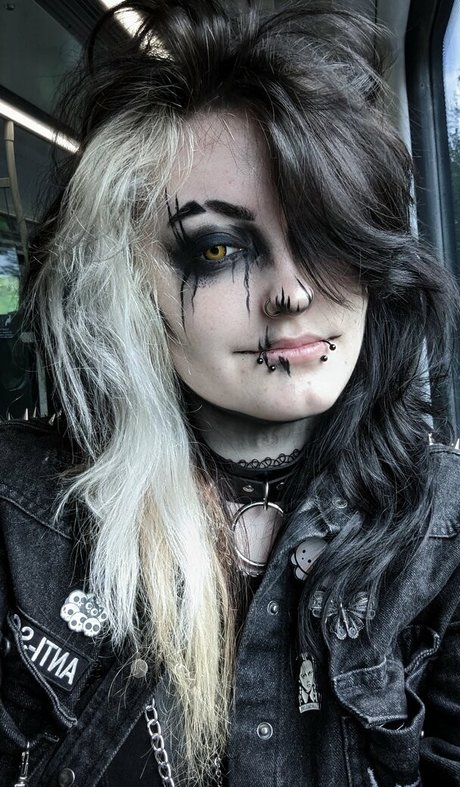 Easygoinggoth 高品質のスター 写真