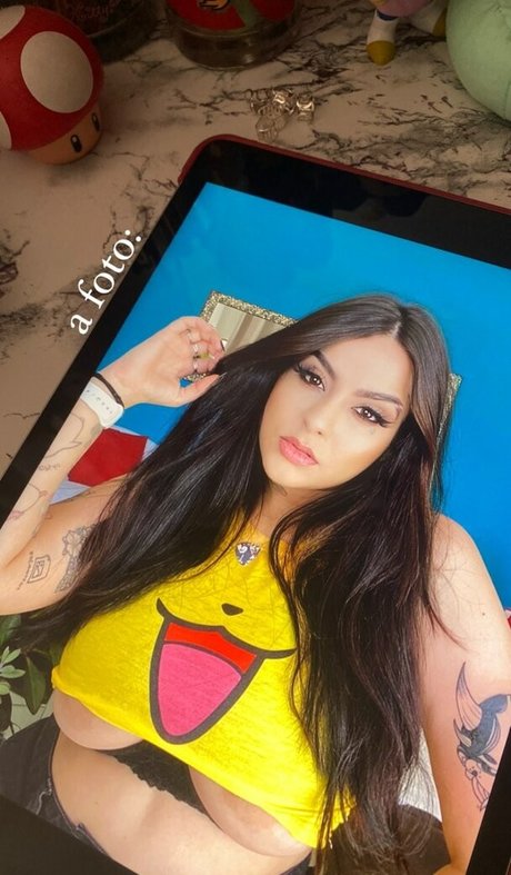 Nay Rezende 無料女優 写真