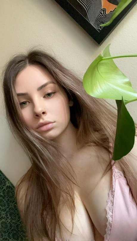 alignedbyjuniper セックスモデル 画像