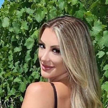 Savannahjean14 エロティックなポルノスター 画像