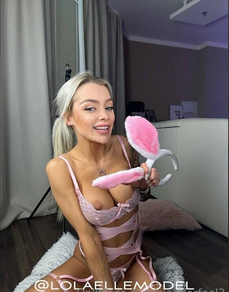 スワッピング オンリーファンズ セクシーヌード 写真