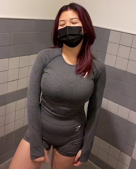 fishsowce 美しいモデル 写真