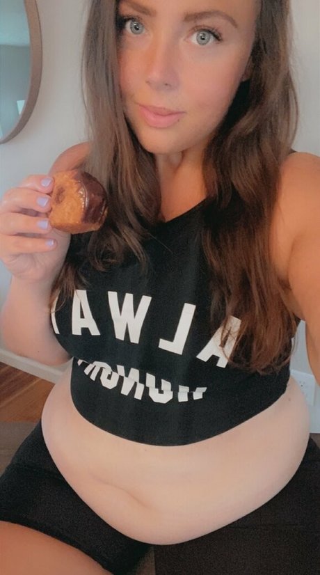 bbwpeachypop 素敵なポルノスター 画像