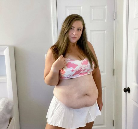 bbwpeachypop xxxモデル 写真