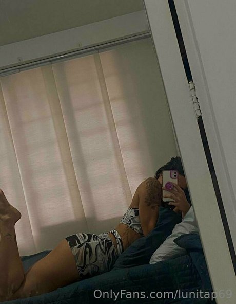 女王様オンリーファンズ アートヌード 写真