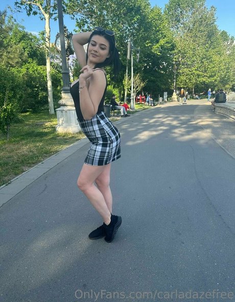 carladazefree ポルノスター 画像