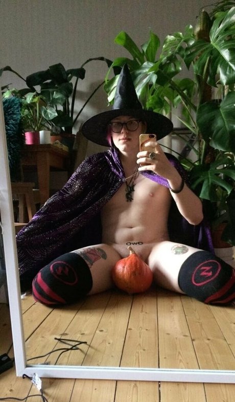 goblinthot アートモデル 写真