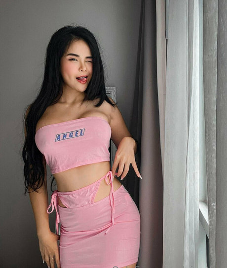 pingthai エロティックなスター 写真