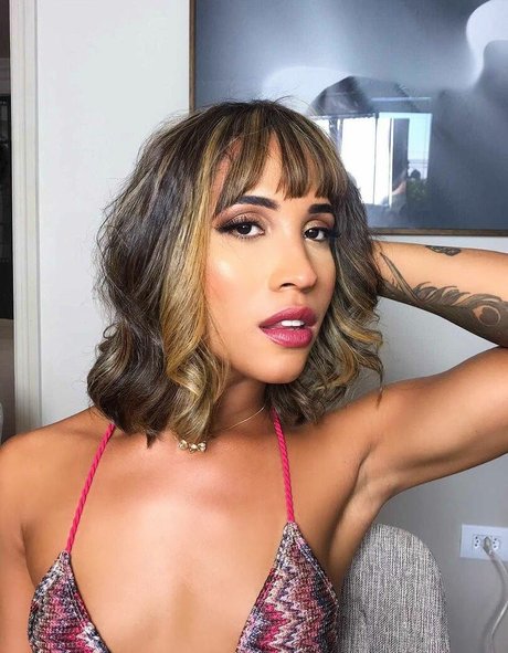 Cassia Fernandez 高品質のポルノスター 写真