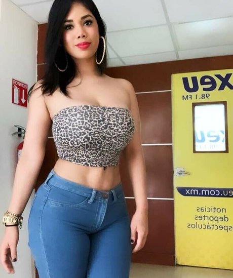 Itcel Macias トップ女優 写真