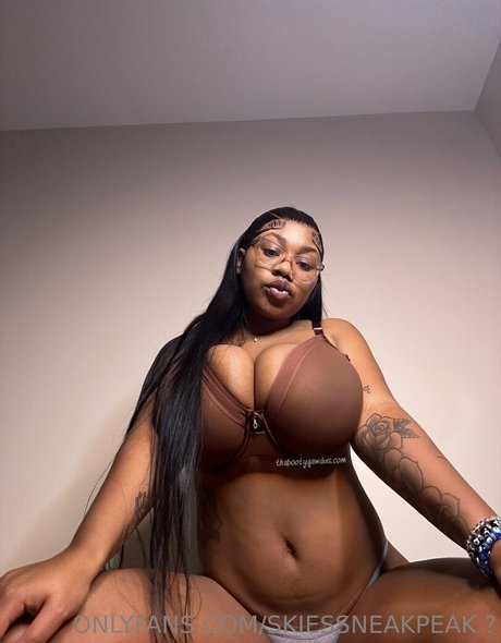skiessneakpeak 高品質女優 画像