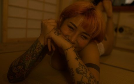 bigcatmia ポルノスター HD 写真