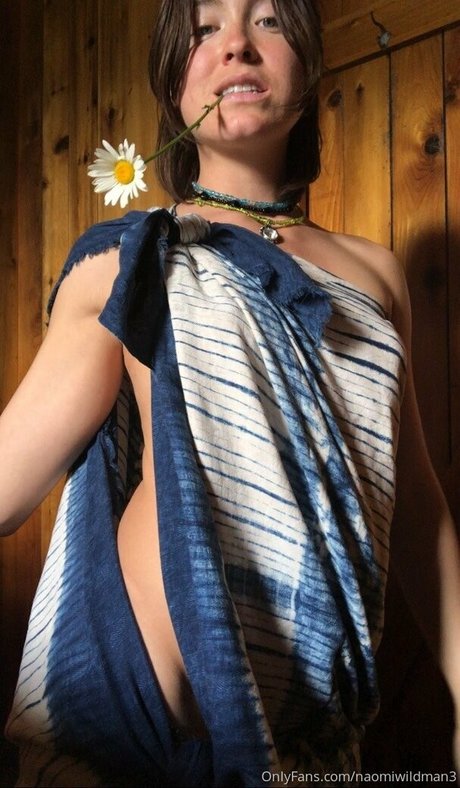 naomiwildman3 モデル 画像