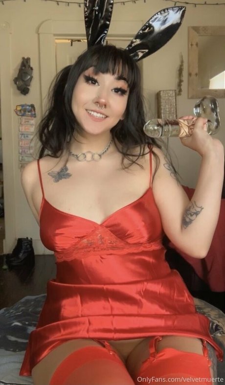 velvetmuerte ポルノスター 素敵 写真
