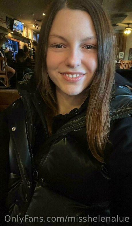 misshelenalue トップモデル 写真