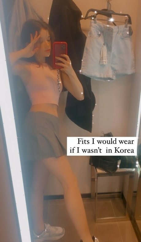 A Bit Rebecca 最高のモデル 写真
