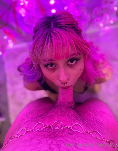 monalovesmoaning 独占女優 写真