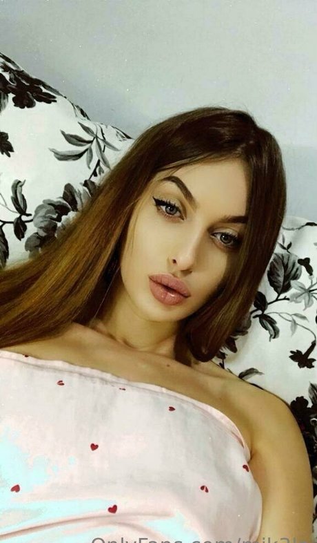 mik3la xxxポルノスター 写真