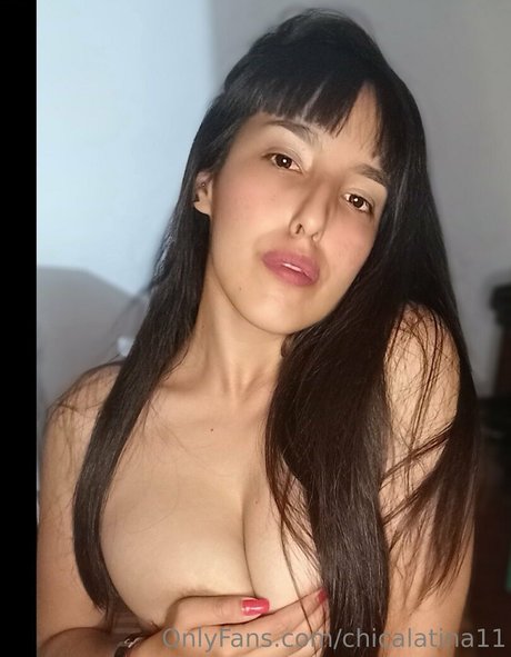 chicalatina11 エロティックなスター 写真