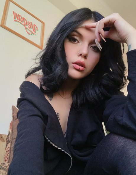 セクシーな黒人女性オンリーファンズ 美しい裸 画像