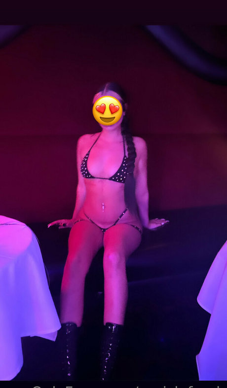 parislafreak かわいいモデル 画像