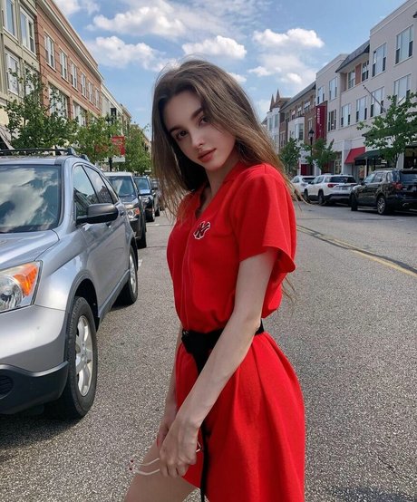 Elina Karimova セックスモデル 画像