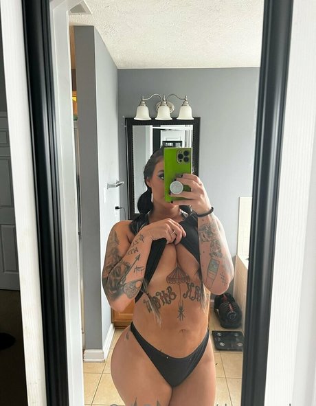 ロシアのお母さんOnlyFans 素敵 画像