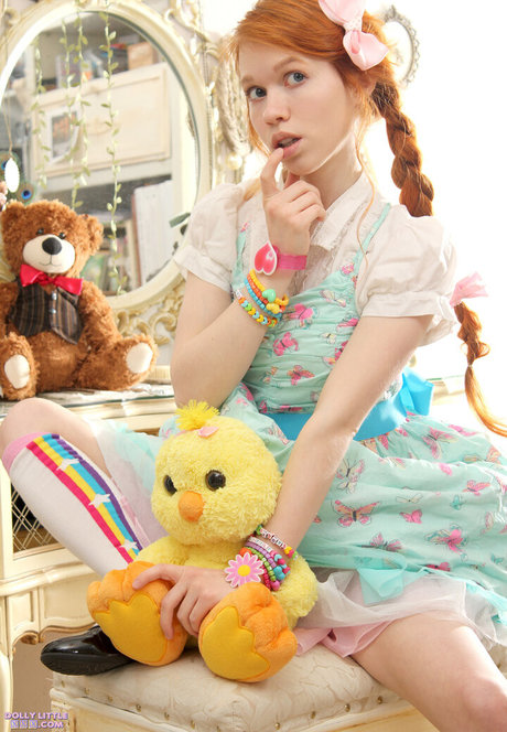 Dolly Little ポルノスター ヌード 画像