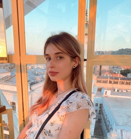 anna liana セックス女優 画像