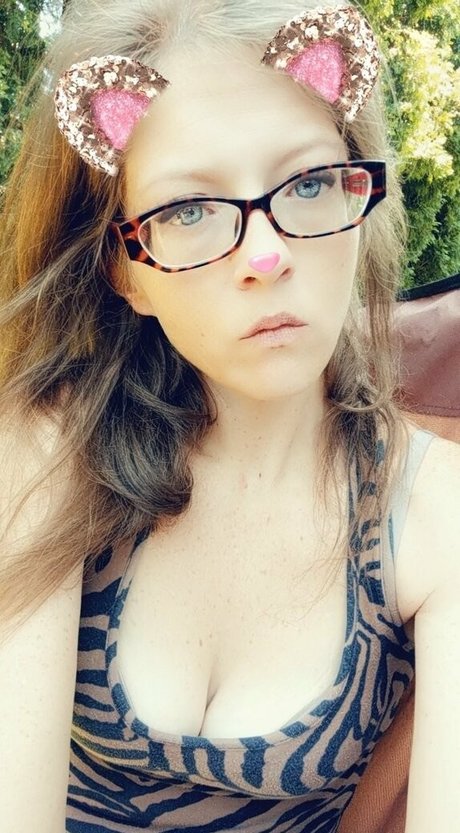 アラブの猫オンリーファンズ 美しいxxx 写真