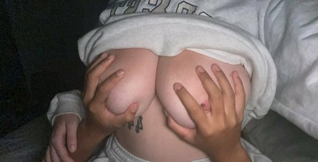 Phoebewillow ポルノスター セクシー ギャラリー